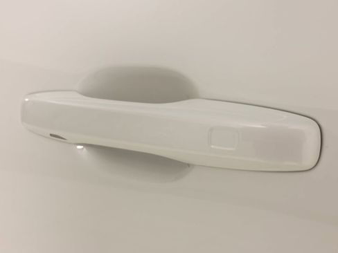 Used 2024 Volvo XC60 T8 Core image 22