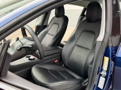 Used 2021 Tesla Model 3 Standard Range Plus RWD image 17