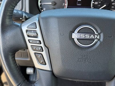 Used 2023 Nissan Titan SV w/ SV Convenience Package AWD/4WD image 16