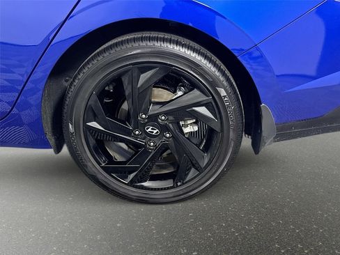 Certified 2026 Hyundai Elantra SEL Sport Premium FWD image 30