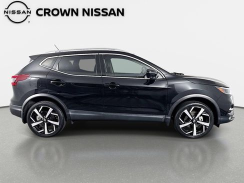 Certified 2022 Nissan Rogue Sport SL w/ Premium Package FWD image 4