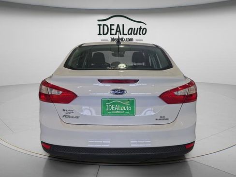 Used 2014 Ford Focus SE w/ SE Winter Package image 16