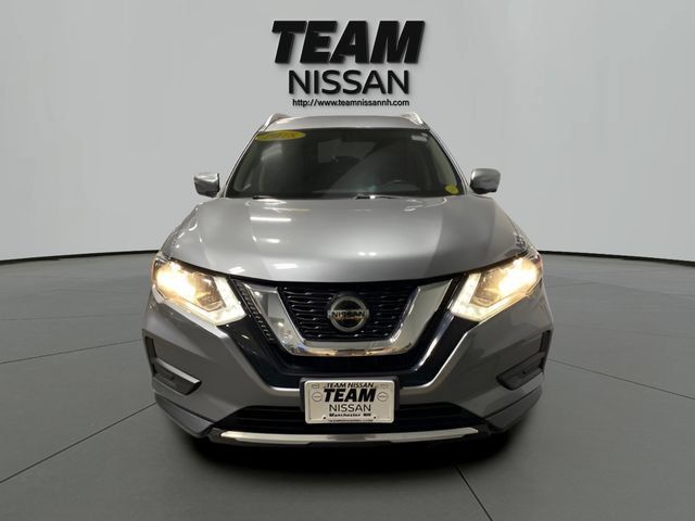 Certified 2018 Nissan Rogue SV w/ Premium Package AWD/4WD image 2