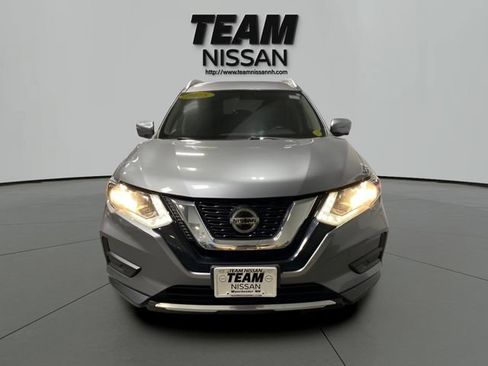 Certified 2018 Nissan Rogue SV w/ Premium Package AWD/4WD image 2