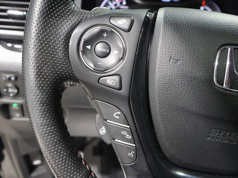 Used 2022 Honda Ridgeline Black Edition image 36