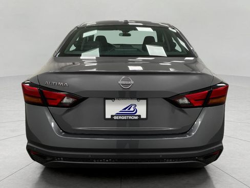 Certified 2025 Nissan Altima 2.5 SV FWD image 4