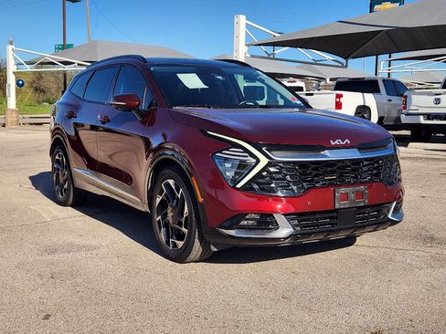 Used 2023 Kia Sportage SX image 2