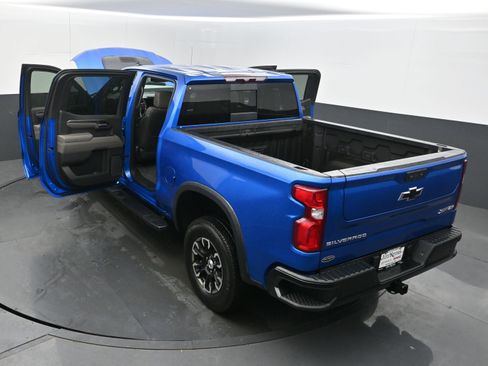 Used 2022 Chevrolet Silverado 1500 ZR2 image 43