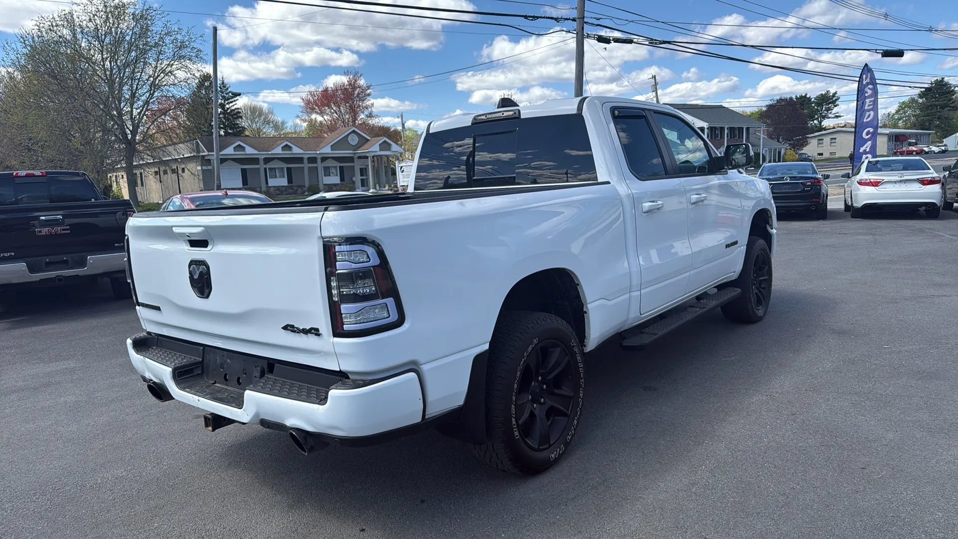 Used 2020 RAM 1500 Big Horn AWD/4WD image 11