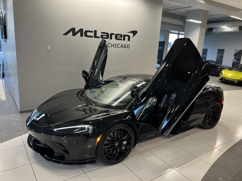 New 2026 McLaren GTS image 15
