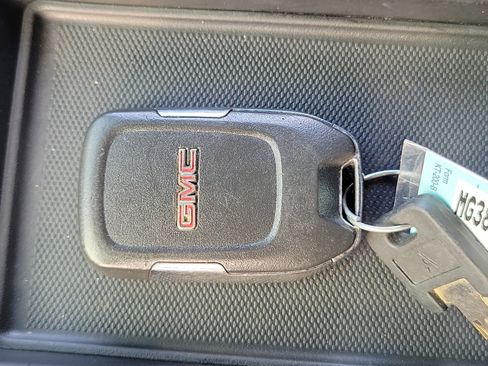 Used 2021 GMC Sierra 1500 AT4 image 32