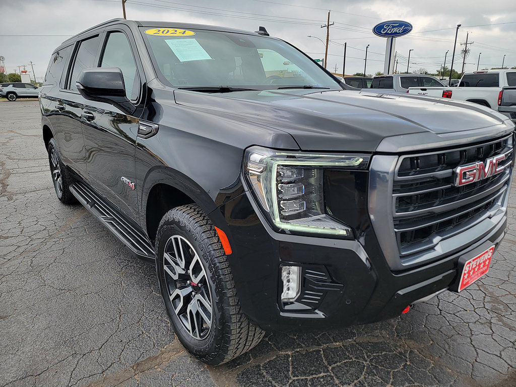 Used 2024 GMC Yukon XL AT4 AWD/4WD image 5