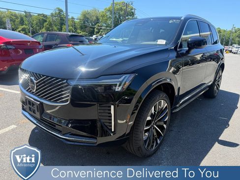 New 2026 Volvo XC90 T8 Plus w/ Protection Package Premier AWD/4WD image 4
