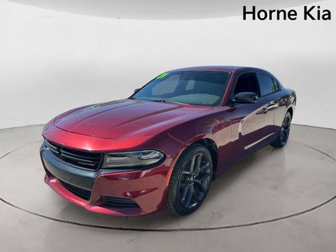 Used 2021 Dodge Charger SXT w/ Blacktop Package RWD image 7
