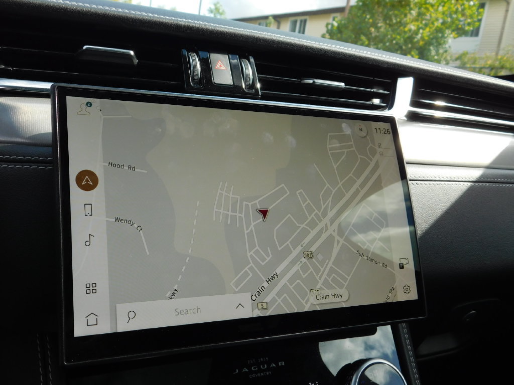 Used 2025 Jaguar F-PACE R-Dynamic S AWD/4WD image 18