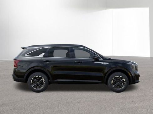 New 2026 Kia Sorento S image 7