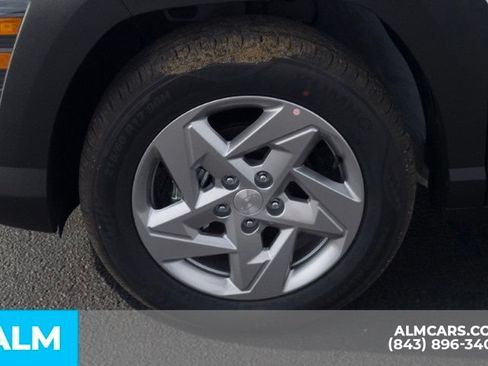 Used 2026 Hyundai Kona SE FWD image 12