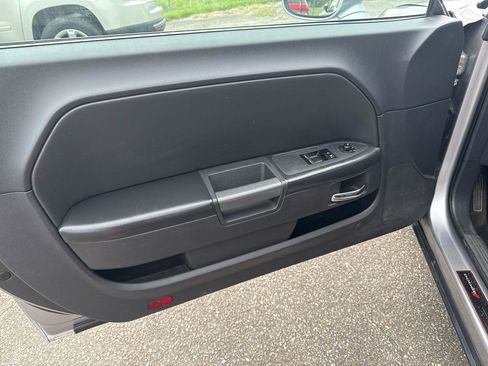 Used 2013 Dodge Challenger R/T RWD image 13