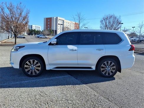 Used 2019 Lexus LX 570 4WD image 6