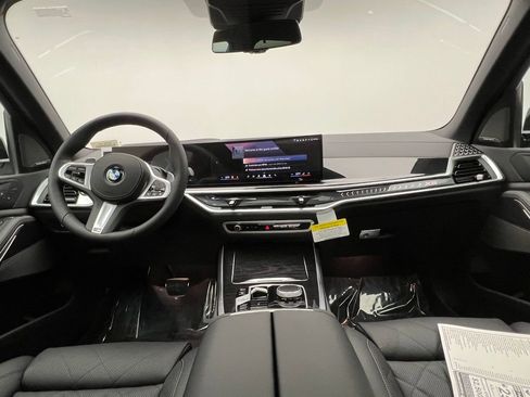 Used 2026 BMW X5 xDrive40i w/ M Sport Package image 10