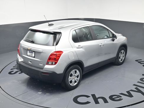 Used 2016 Chevrolet Trax LS image 33