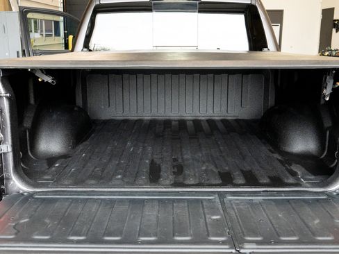 Used 2023 RAM 1500 Limited AWD/4WD image 46
