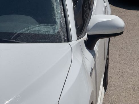 Used 2021 Toyota Camry SE FWD image 25