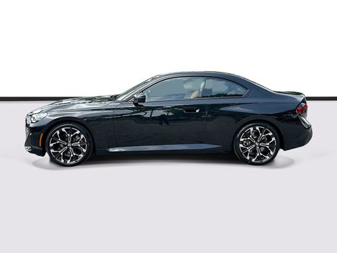 New 2025 BMW 230i Coupe w/ Convenience Package RWD image 4