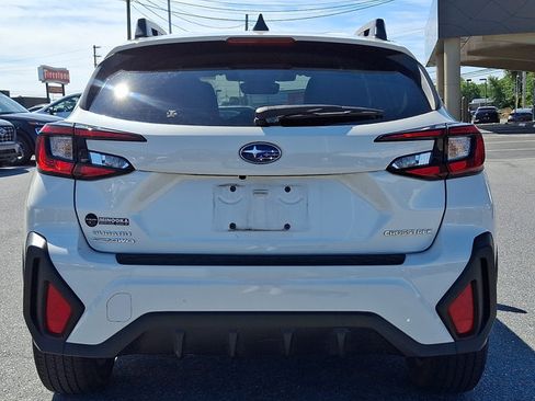 Used 2024 Subaru Crosstrek 2.0i Premium AWD/4WD image 6