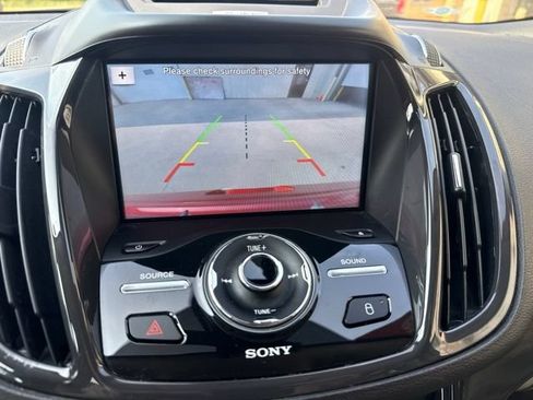 Used 2016 Ford Escape Titanium AWD/4WD image 25