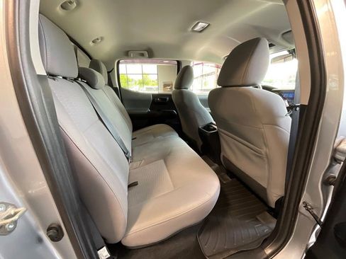 Used 2019 Toyota Tacoma SR w/ SR Convenience Package RWD image 18