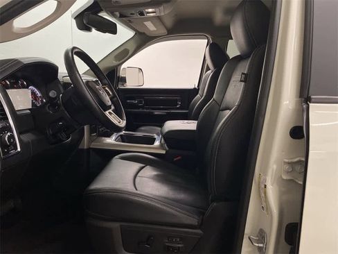 Used 2018 RAM 2500 Laramie w/ Convenience Group image 13