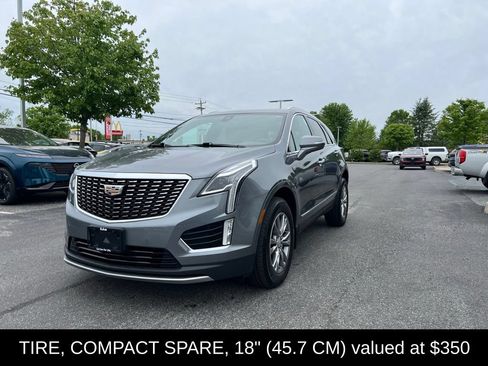 Used 2022 Cadillac XT5 Premium Luxury w/ LPO, Floor Liner Package AWD/4WD image 6