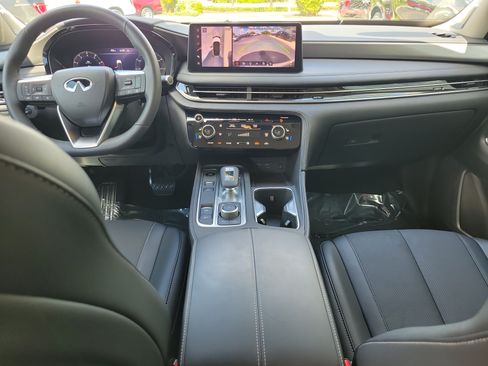 Certified 2026 INFINITI QX60 Luxe w/ Cargo Package FWD image 14