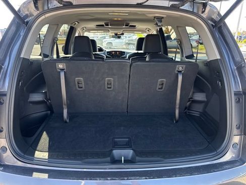 Used 2022 Honda Pilot Touring image 7