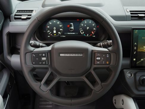 New 2026 Land Rover Defender 130 X-Dynamic SE image 17