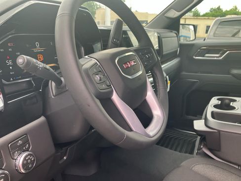 Used 2026 GMC Sierra 1500 Elevation AWD/4WD image 9