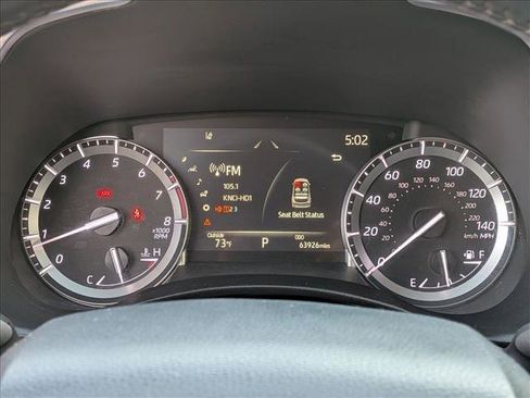 Used 2022 Toyota Highlander XLE image 11