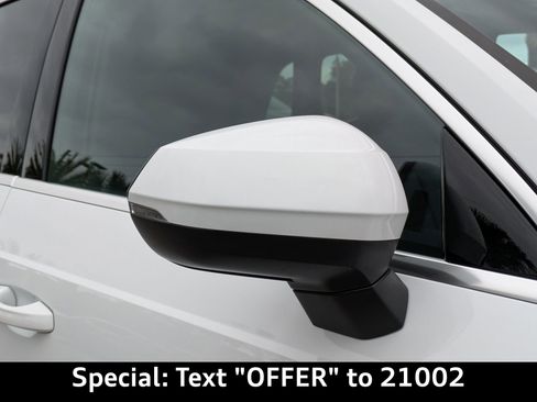 Used 2025 Audi Q3 2.0T Premium w/ Convenience Package image 14