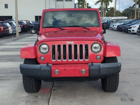 Used 2017 Jeep Wrangler Sahara image 2