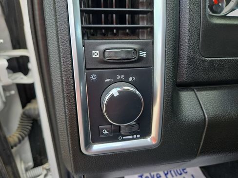 Used 2023 RAM 1500 Classic SLT AWD/4WD image 20