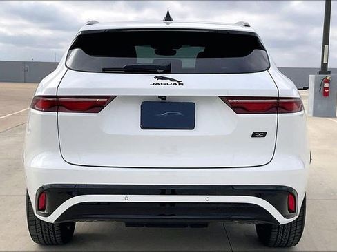 New 2026 Jaguar F-PACE R-Dynamic S image 4