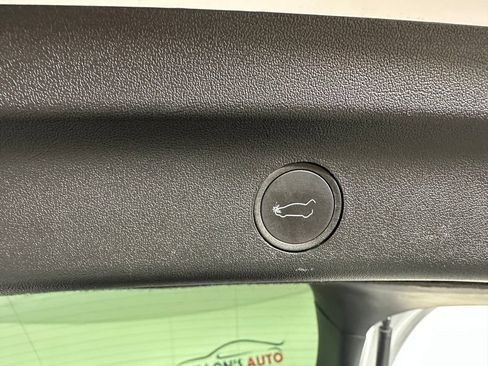 Used 2023 Tesla Model Y Long Range AWD/4WD image 10