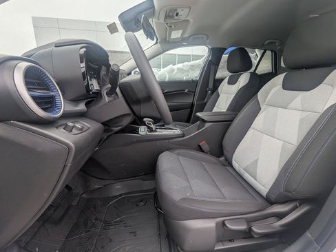 New 2026 Chevrolet Trax LS w/ LS Convenience Package image 12