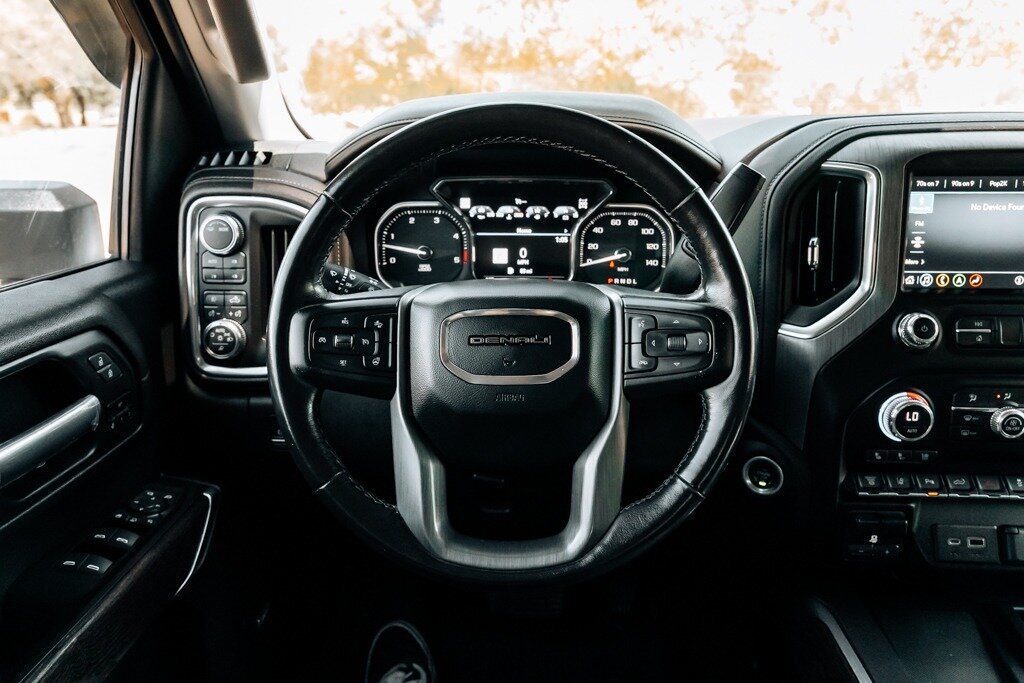 Used 2023 GMC Sierra 3500 Denali w/ Denali Ultimate Package AWD/4WD image 27