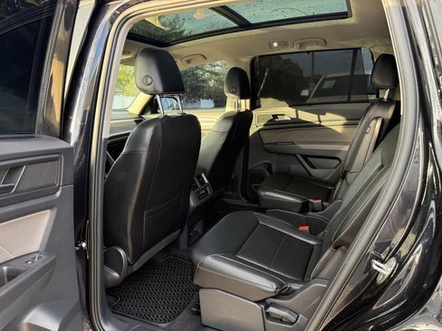 Used 2022 Volkswagen Atlas SEL image 13