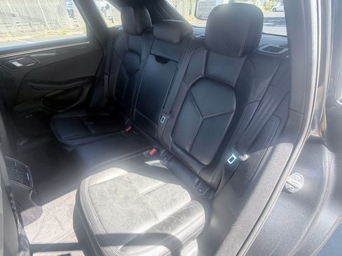 Used 2018 Porsche Macan S AWD/4WD image 8