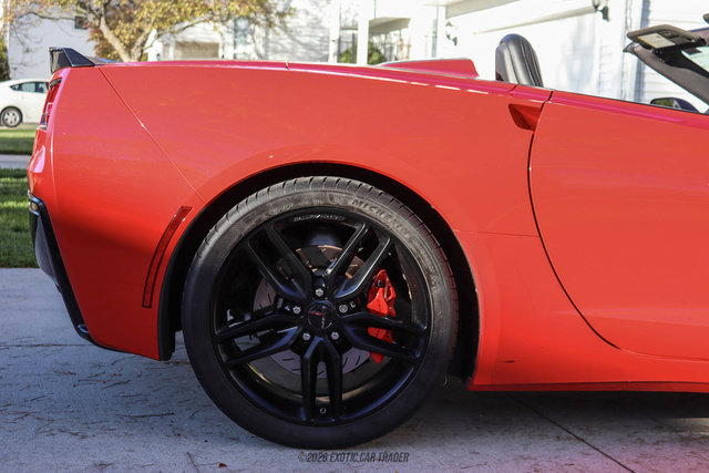 Used 2016 Chevrolet Corvette Stingray Convertible w/ 2LT Preferred Equipment Group RWD image 9