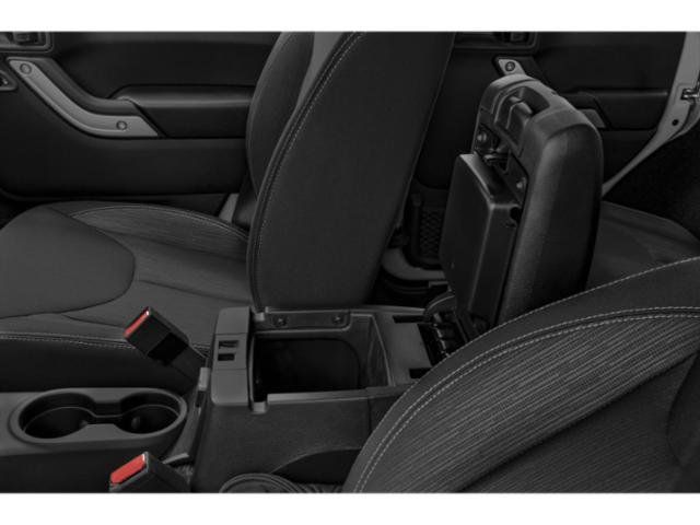 Used 2015 Jeep Wrangler Unlimited Rubicon w/ Dual Top Group AWD/4WD image 18