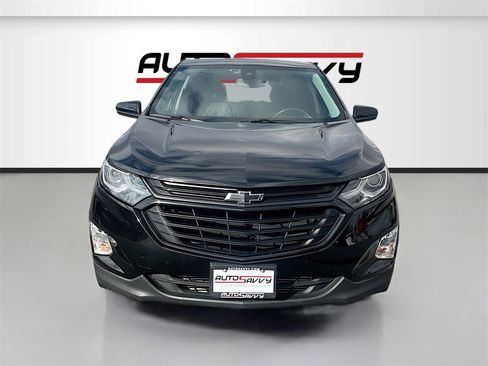 Used 2020 Chevrolet Equinox LT w/ Midnight Edition image 2